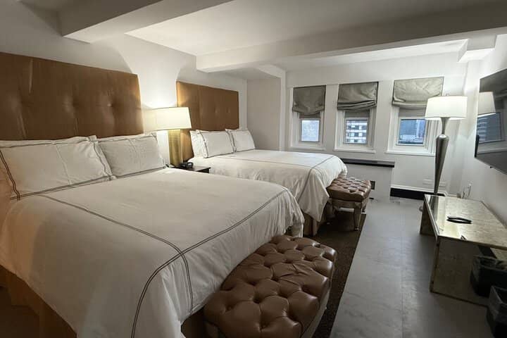 Room 30 of 87