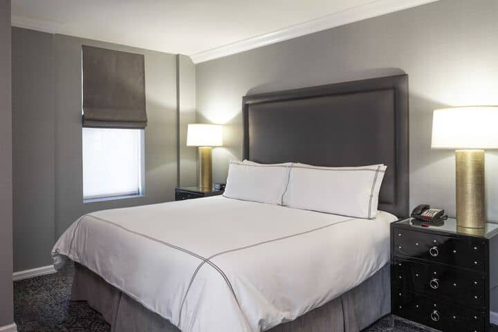 Room 10 of 87